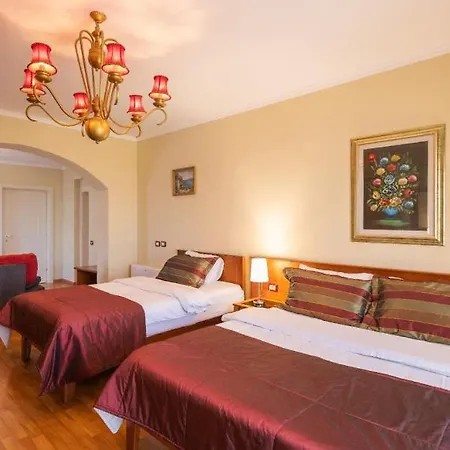 Гостевой дом Arber Голем