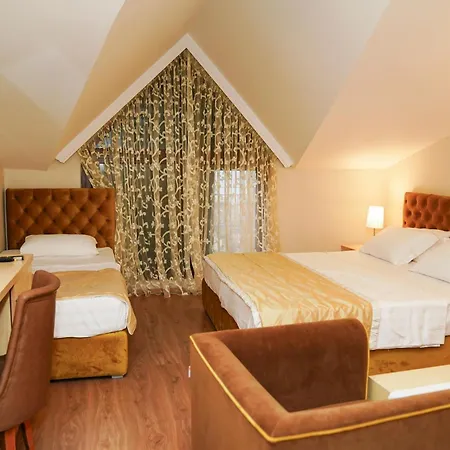 Arber 3* Golem (Tirana)